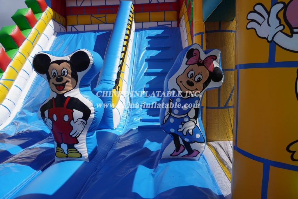 T8-834B Disney Mickey Mouse Donald Duck Inflatable Slide