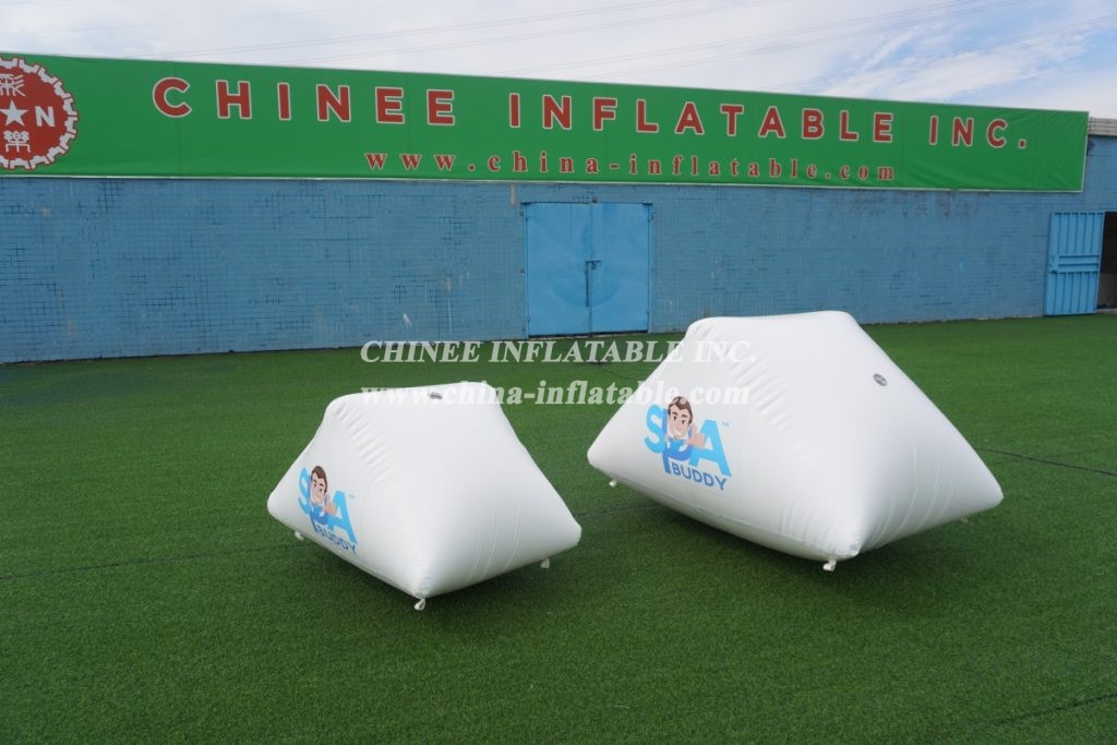 T11-2115 Staff Float Inflatable Piantball Bunkers