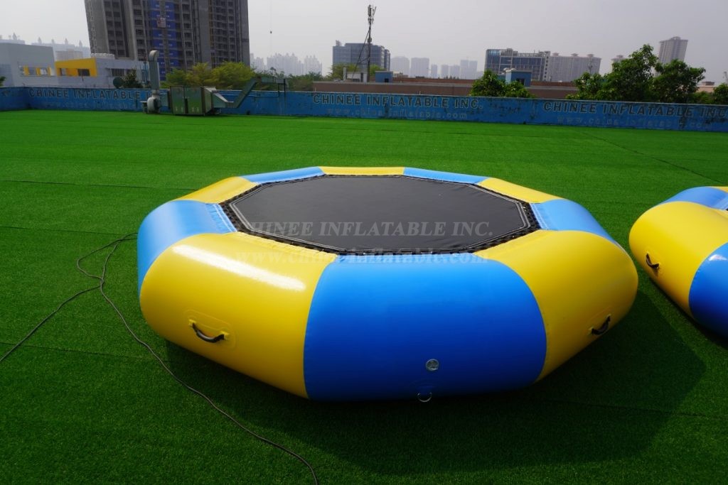 T10-140B Inflatable Water Trampoline