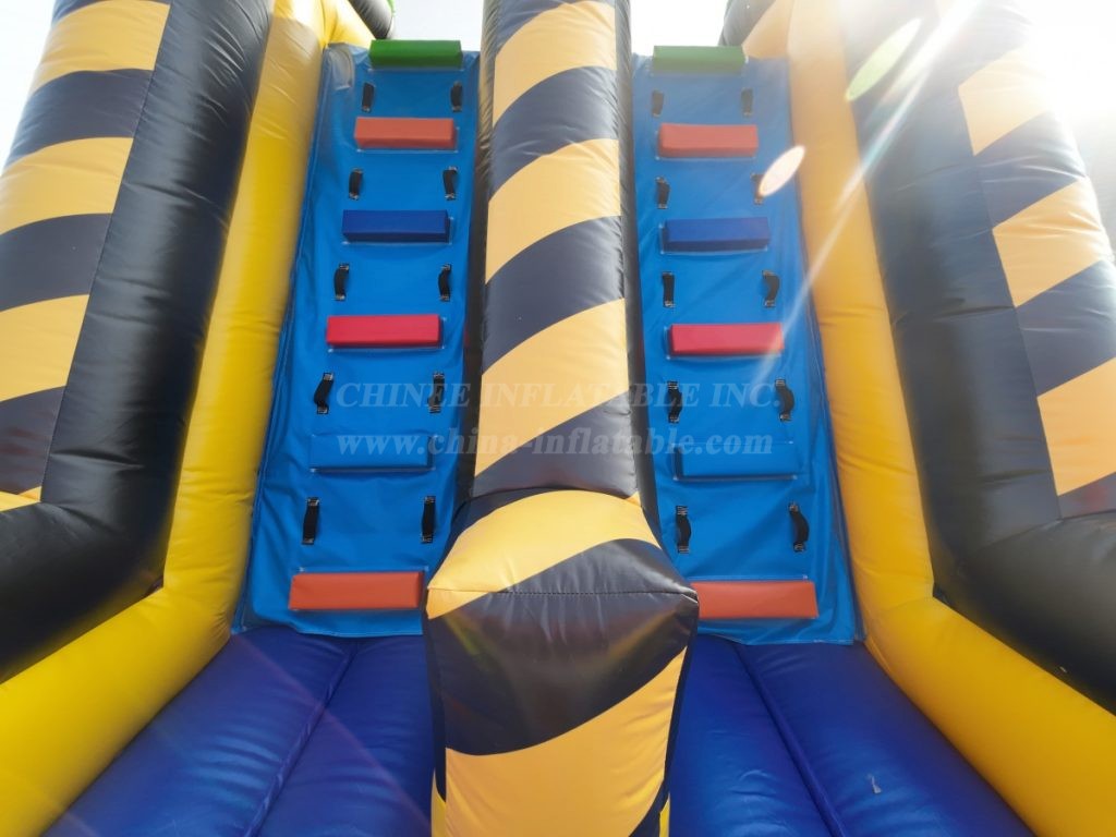 T7-1373 Toxic Inflatable Obstacle Course