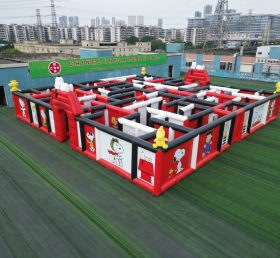 MAZE1-140 Snoopy Theme Inflatable Maze