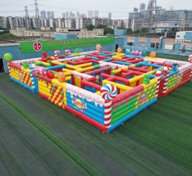 MAZE1-25 Candy Theme Inflatable Maze